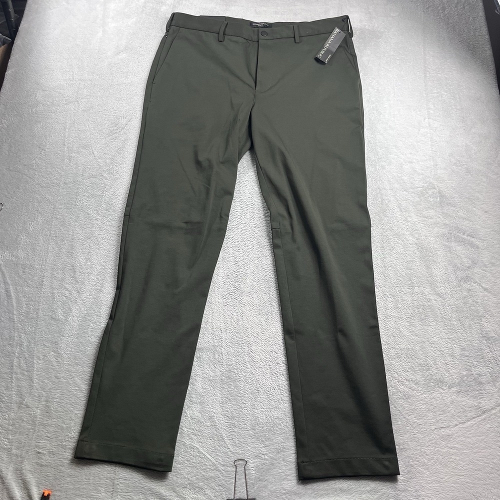 BANANA REPUBLIC Men's Slim Core Temp Chino 36x34 Luxe City Green Office Career